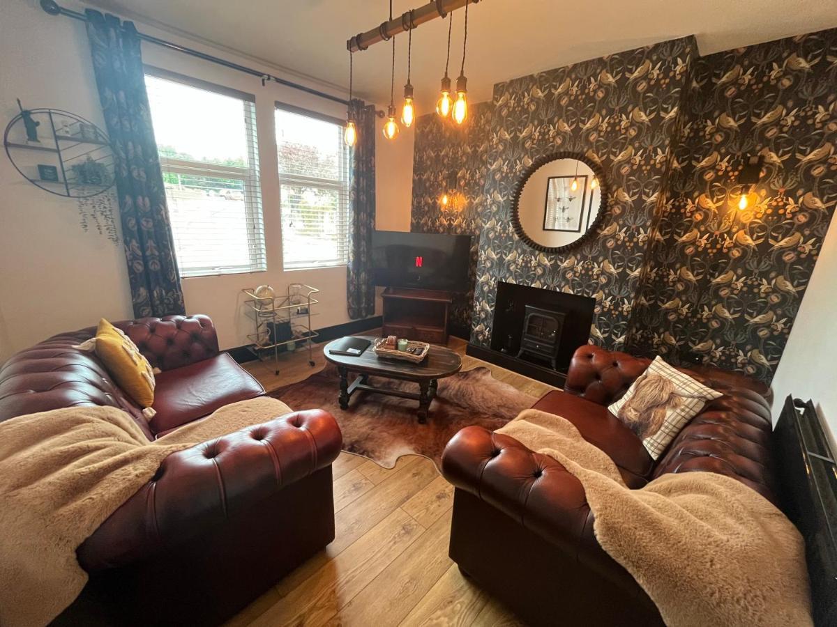 Royston Village, Barnsley, 1930'S Contemporary Villa Екстериор снимка